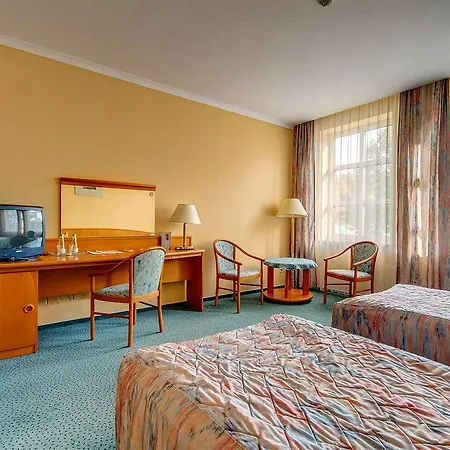 Hotel Green Hotel 3*