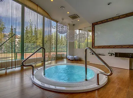 Hotel Green Hotel 3*