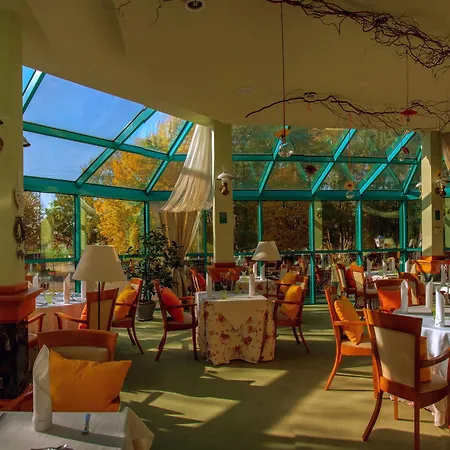 Hotel Green Hotel 3*