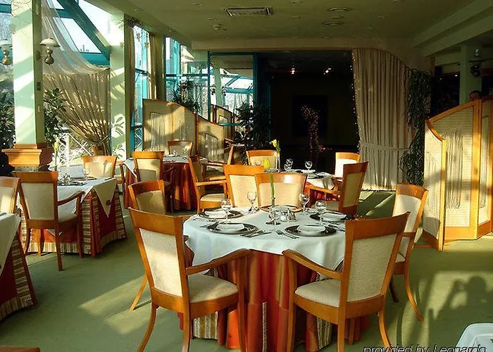 Green Hotel Hotel 3*