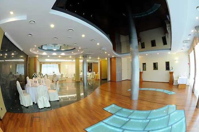 Green Hotel 3* Komorniki (Poznan)